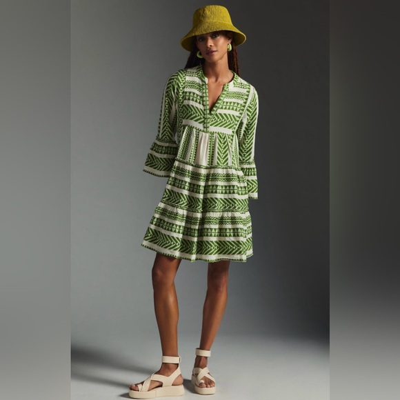 Devotion TWINS Green and White Patterned Dress - Picture 1 of 2